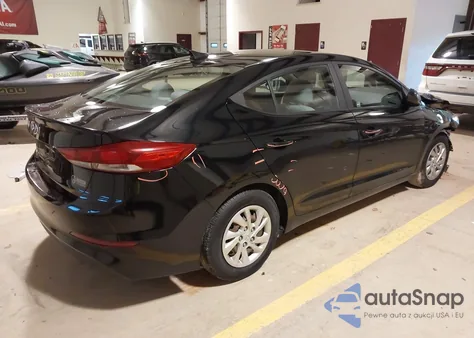 2017 Hyundai Elantra Se z USA, uszkodzony, nr VIN KMHD74LF5HU115553